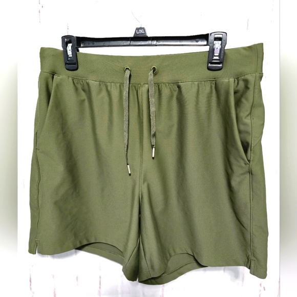 Old Navy Pants - Old Navy active High Rise Shorts